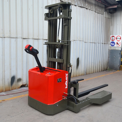 客户定制TB四向行驶堆垛车