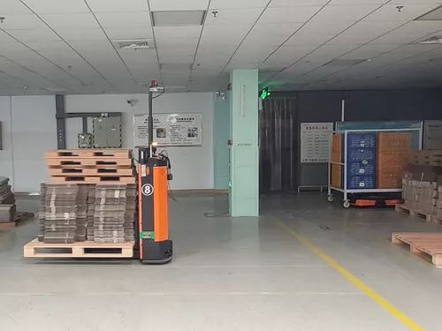 ABUIABAEGAAgytqtpQYogLHf9gMw9AM49wI